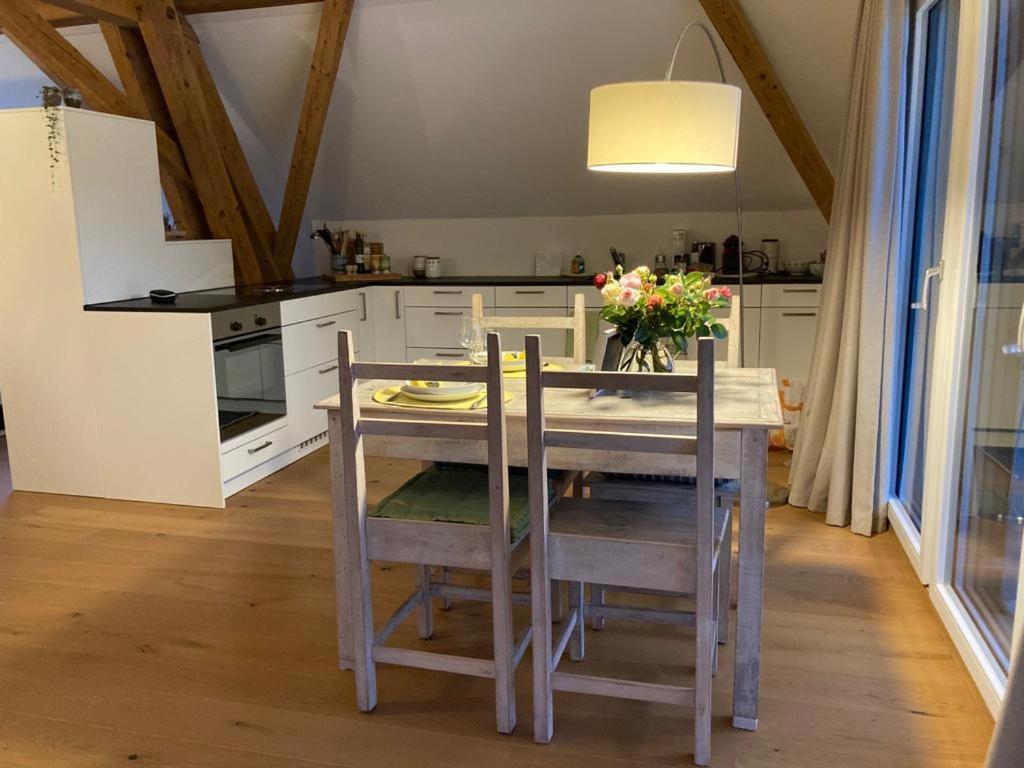 Ferienwohnung Burg Муртен Екстериор снимка